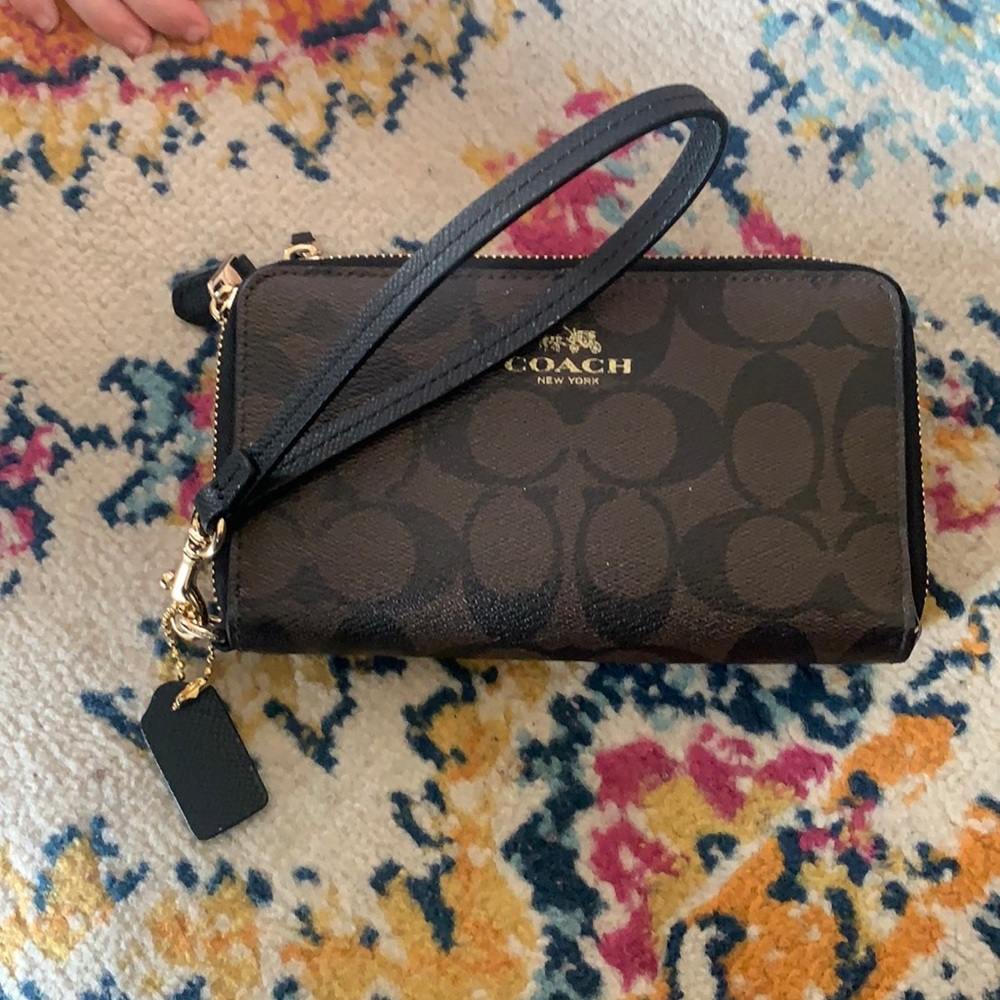 Wristlet